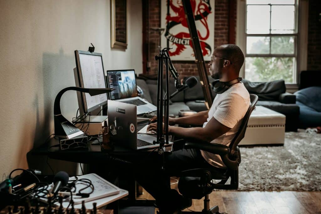 7 Skills To Kickstart Your Content Creator Journey